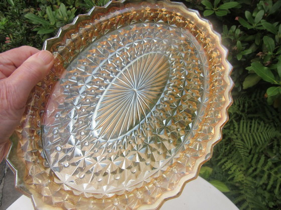 Plateau de service ovale en verre pressé Art Déco style Fenton, motif carnaval – Accessoires de table, Glass (photo 11 of 13)