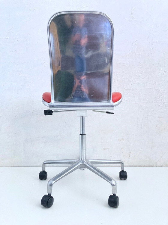 Image 1 of Height-adjustable leather office chair, Supporto design by Frederick Scott for Hille