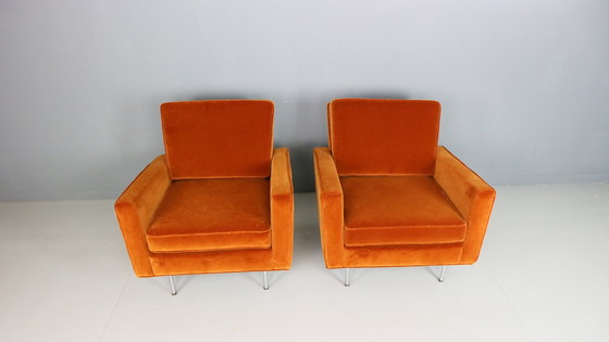 Image 1 of Paire de fauteuils 25 BC de Florence Knoll en velours, années 1950