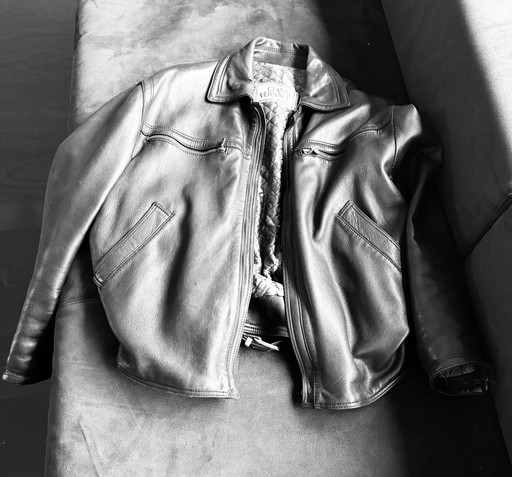 Versace leren herenjas uit de jaren 90 – cadeaus, Leather (photo 2 of 6)