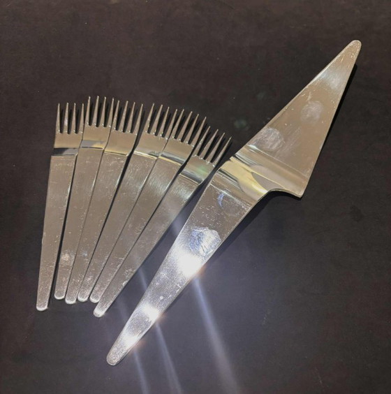 Image 1 of Servire un dessert Modernista Herdmar Portogallo