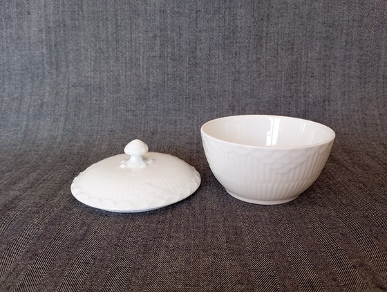 Zuccheriera con coperchio e Lattiera Royal Copenhagen 'White Fluted Half Lace' – Stoviglie, Porcellana (photo 6 of 22)