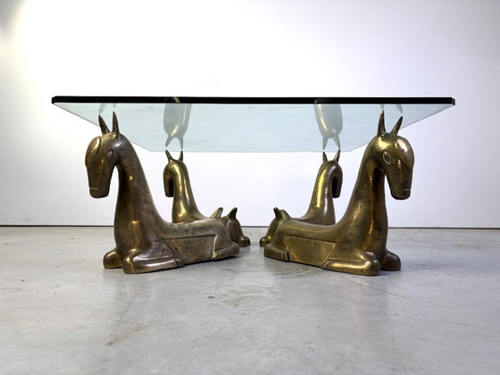 Vintage brass foal coffee table, 1970 – Glass (photo 8 of 11)