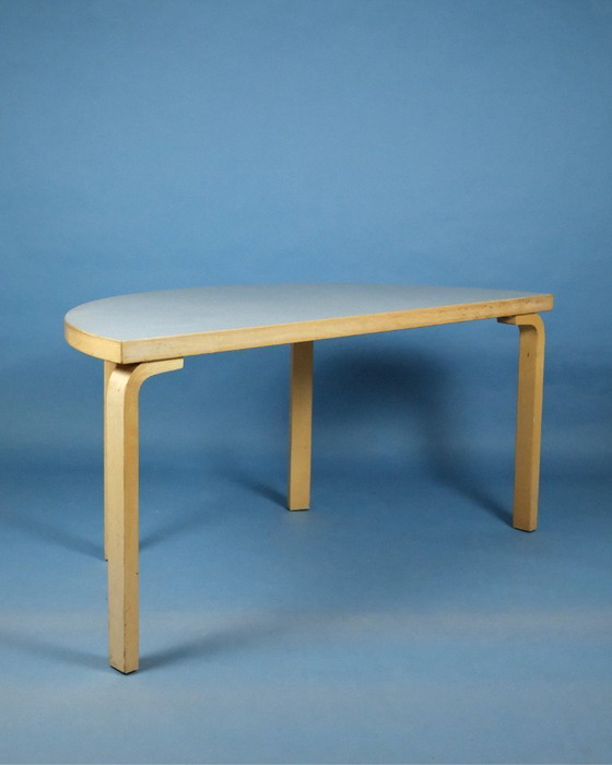 Image 1 of Tableau 96 – Alvar Aalto – Artek (eettafel du bureau)