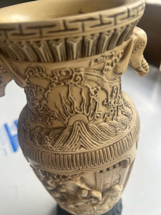 Chinese Vase – Plastic (photo 2 of 7)