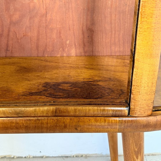 Vetrina vintage con ante in vetro – Noce caldo e stile Art Déco – Anni '50 – Vetrine, Wood (photo 10 of 13)