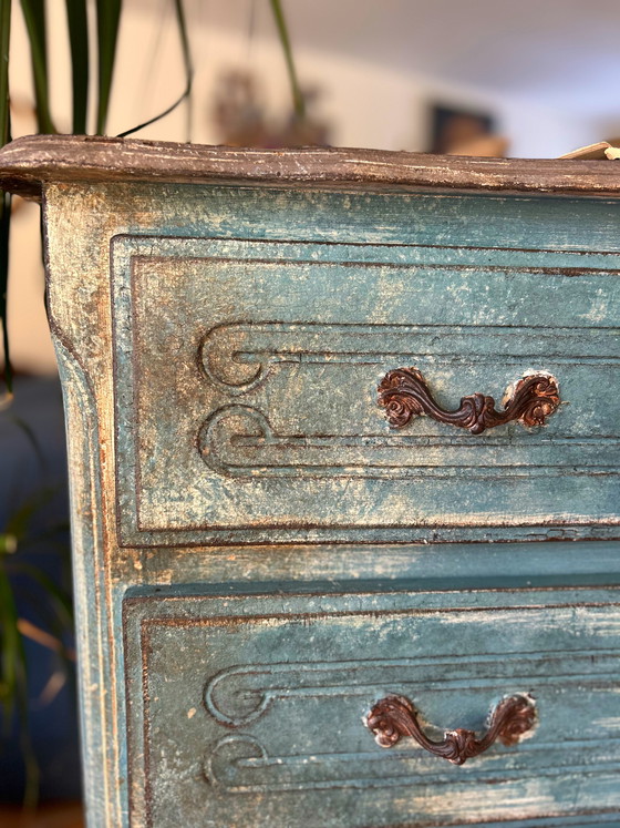 Image 1 of Antieke commode met patina – Toscaanse stijl / charmant huis