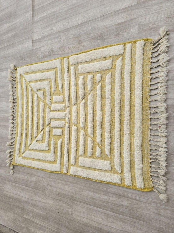 Image 1 of Klein handgemaakt Berberkleedje 100/200 cm