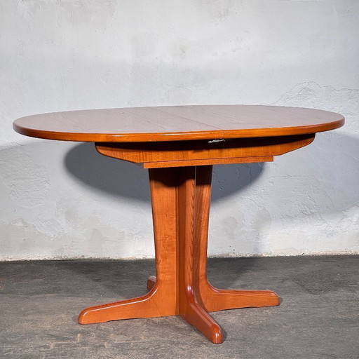 British Oval Extendable Teak Dining Table, 1960s