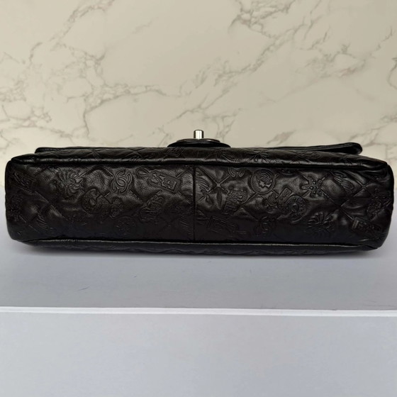 Chanel jumbo pelle di vitello goffrata simboli portafortuna – Borse a spalla (photo 5 of 12)