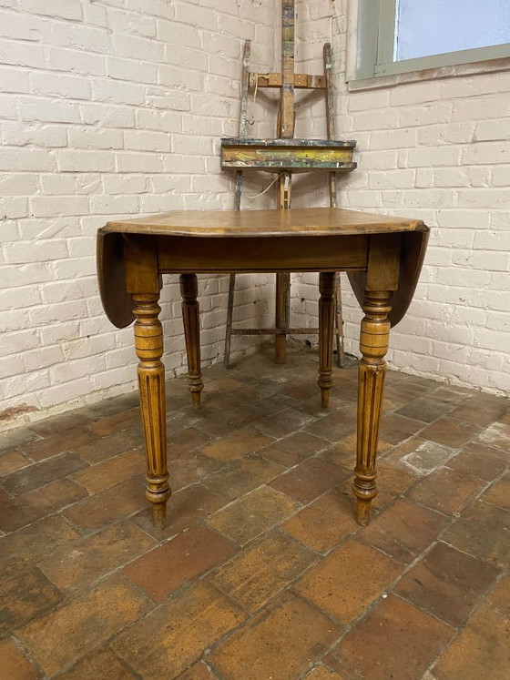 Round Drop-Leaf Folding Table – Dining tables, Wood (photo 8 of 9)