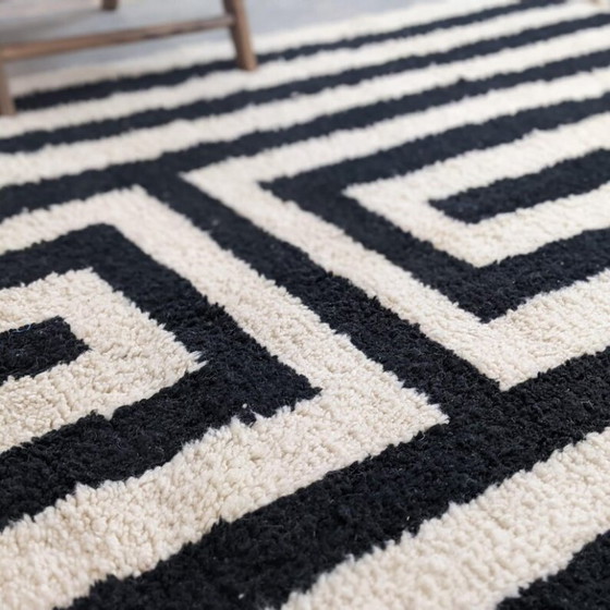 Image 1 of Tapis berbère en laine authentique 250cmx150cm