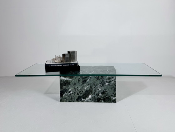 Image 1 of Table basse en marbre et verre