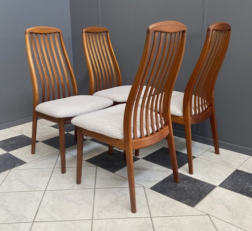 Set of 4 Kai Kristiansen dining chairs 1960s  in White Boucle