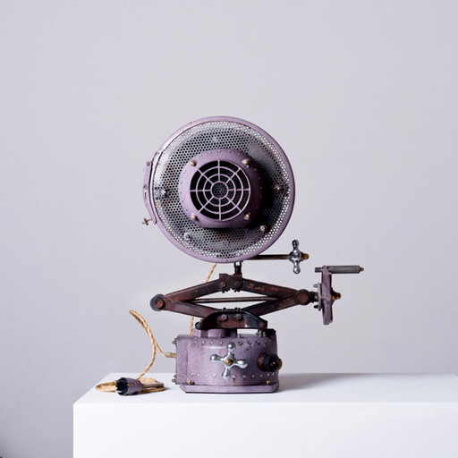 Vs/Hnbvii Lamp 
