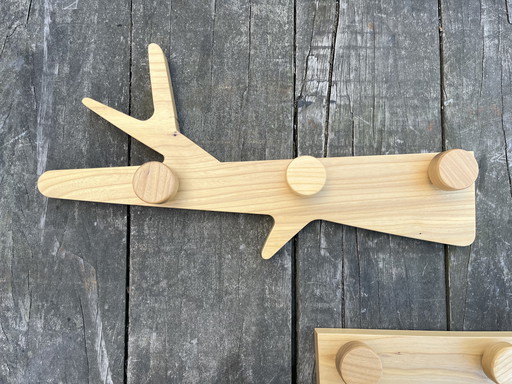 2 eco design coat racks by French company Reine Mère