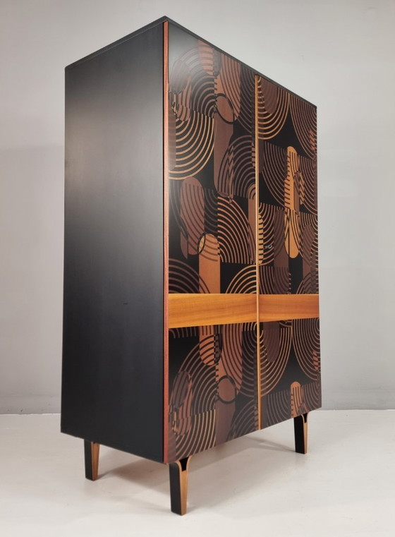 Image 1 of Vintage kledingkast, 1970