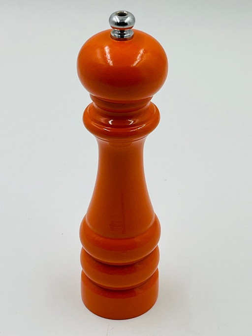 Macinapepe vintage arancione Peugeot – keukenaccessoires, Wood