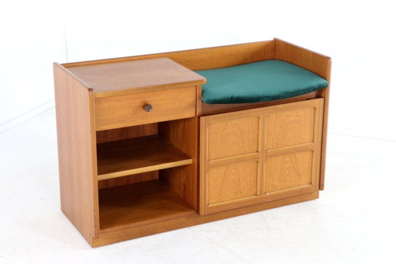 Image 1 of Parker Knoll gossip bench telefoonbankje halkastje