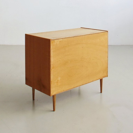 Image 1 of Kast uit het midden van de 20e eeuw met een handgeschilderd geometrisch patroon, kleurrijke vintage uit de jaren 60.