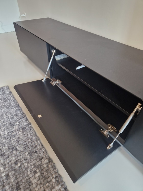 Image 1 of Maßgeschneiderte TV-Möbel