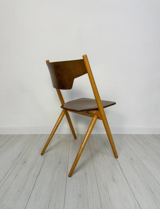 Image 1 of Vintage Hiller stapelbare multiplex stoelen, Duitsland, jaren 1950, in de stijl van Egon Eiermann.