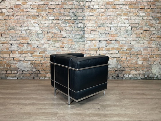 Image 1 of Cassina LC2