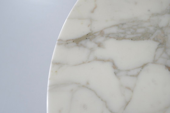 Image 1 of Tavolo da pranzo in marmo Tulip di Eero Saarinen per Knoll International.