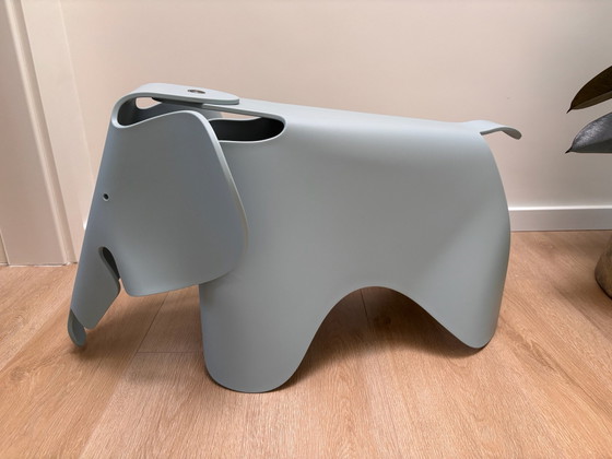Vitra Elephant - Himmelblau - Groß – Dekorative Objekte, Kunststoff (photo 2 of 14)