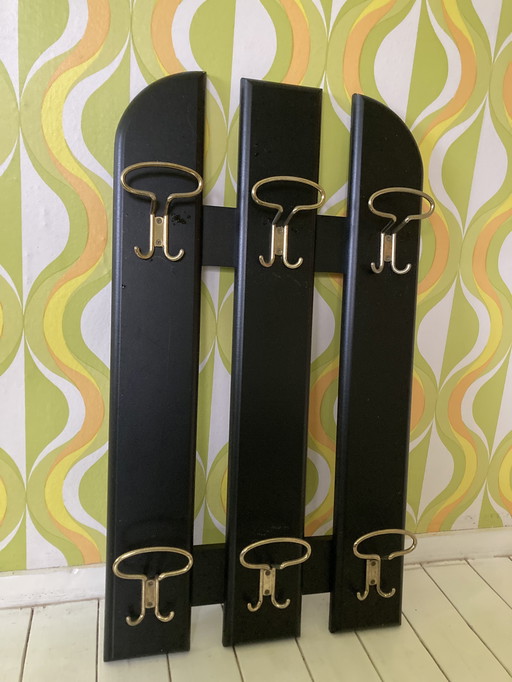 Perchero de pared vintage de madera negra de los años 80