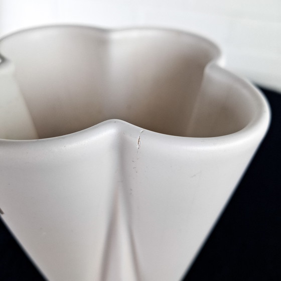 Image 1 of Vintage vase Flora ceramic white Jeroen Bechtold