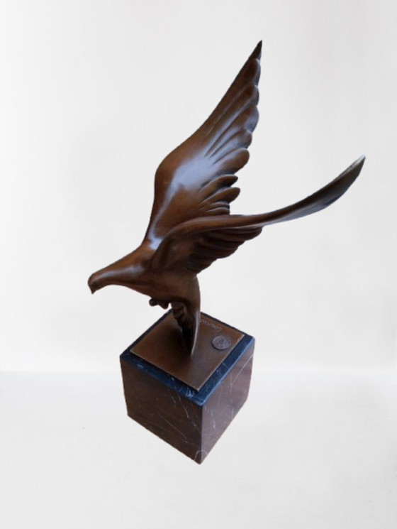 Bronze dove sculpture on marble pedestal, Brown, Klassiek (photo 2 of 6)
