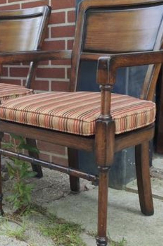 Image 1 of 8 fauteuils de salle à manger anciens RAC Royal