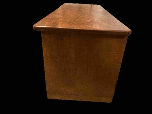 Credenza bassa con 2 ante