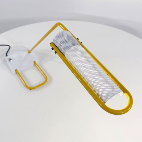 Image 1 of Lámpara de escritorio amarilla de Candle, años 80