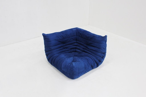 Togo Ligne Roset Ecksessel aus blauem Leder von Michel Ducaroy für Ligne Roset