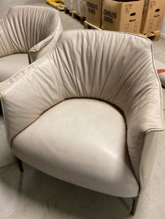 Image 1 of 2x Poltrona Frau Archibald fauteuil
