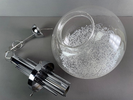 Image 1 of Space Age hanglamp uit 1970 van Murano glas en chroom, toegeschreven aan Carlo Nason voor Mazzega.