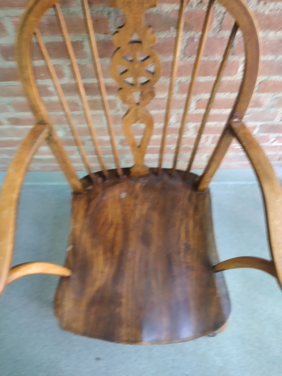 Image 1 of Windsor chair, antique