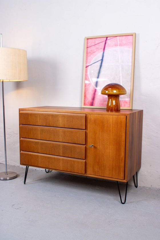 Image 1 of Cassettiera/credenza vintage in teak, stile danese, metà del secolo scorso, anni '60.