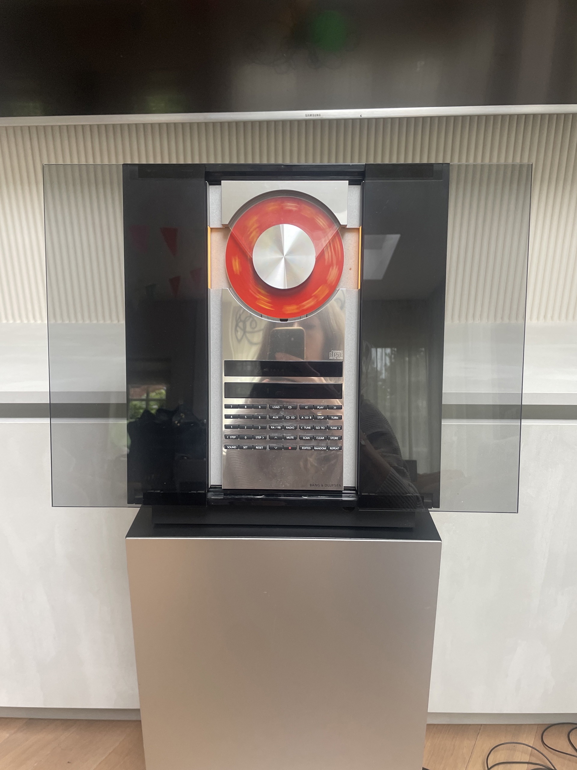 Bang & Olufsen Beocenter 2300 | €450 | Whoppah