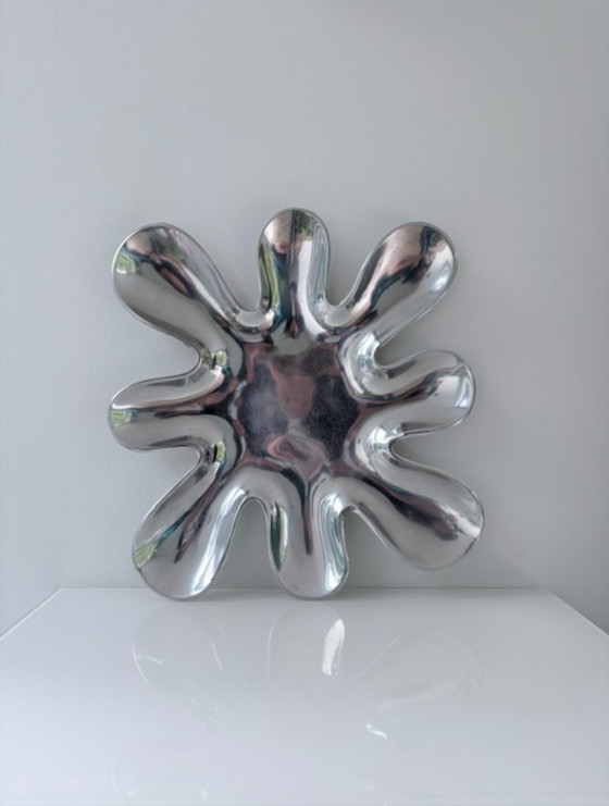 Ciotola Scultorea in Alluminio – Design Organico Space Age – Ciotole, Aluminium (photo 2 of 17)