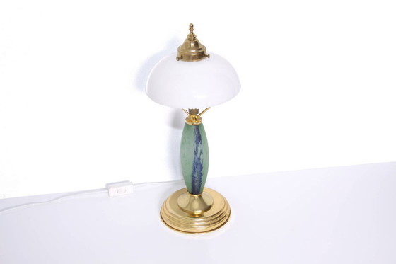Image 1 of Tafellamp glazen kap opaal glas kunststeen messing 46cm 80s vintage