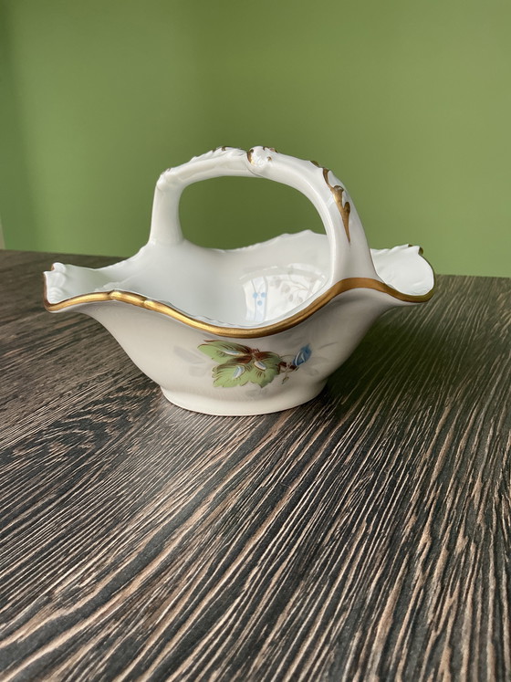 Image 1 of Cesta de porcelana