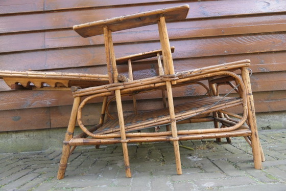 Image 1 of prachtige antieke Franse lounge ligstoel, gemaakt van rotan en bamboe