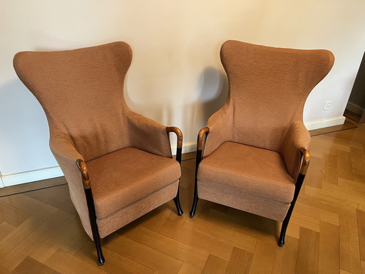 Set of 2 Giorgetti wingback armchairs, plus a (foot) stool