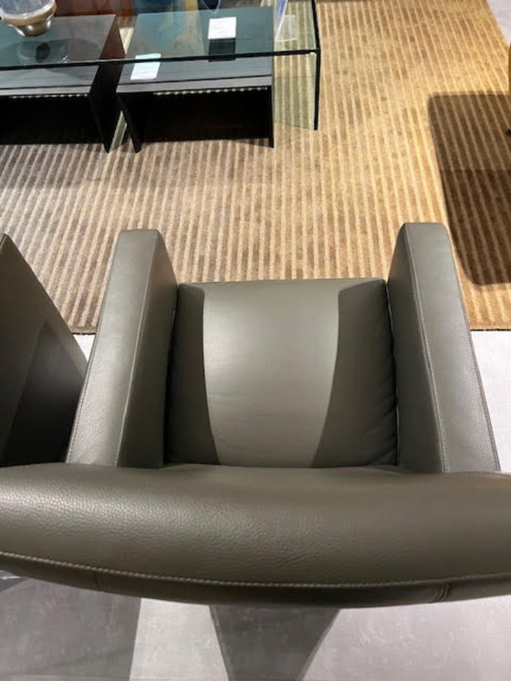 Image 1 of Fauteuil bas Dolcinea