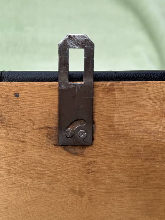 Image 1 of Seltene, ikonische Wandgarderobe aus den Sechzigerjahren | Verchromtes Rohrgestell | Sammlerwert & Museumszustand