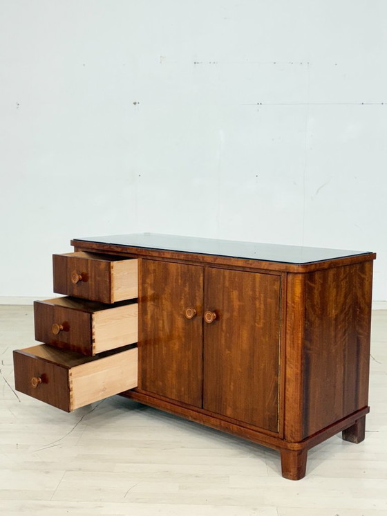 Image 1 of Bellissima cassettiera / credenza / mobiletto da soggiorno / mobiletto da toeletta / credenza bassa vintage di metà secolo