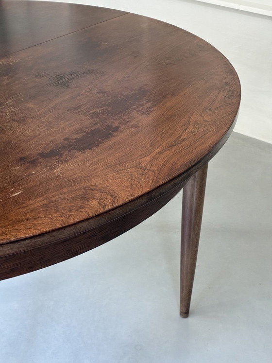 Vintage V-Form Extendable Round Dining Table – 1960s – Wood (photo 13 of 17)